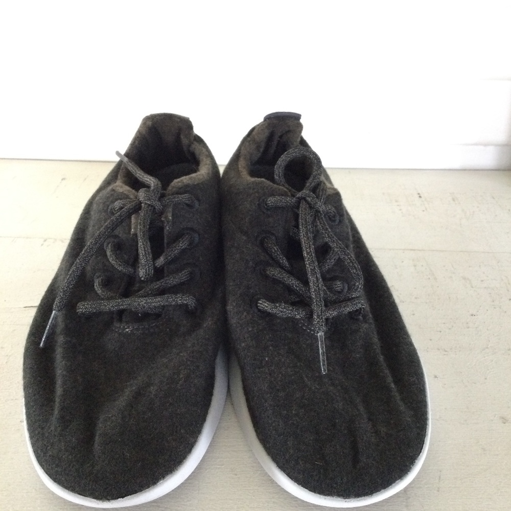 Allbirds Men’s Wool Runners Size 9 Dark Grey